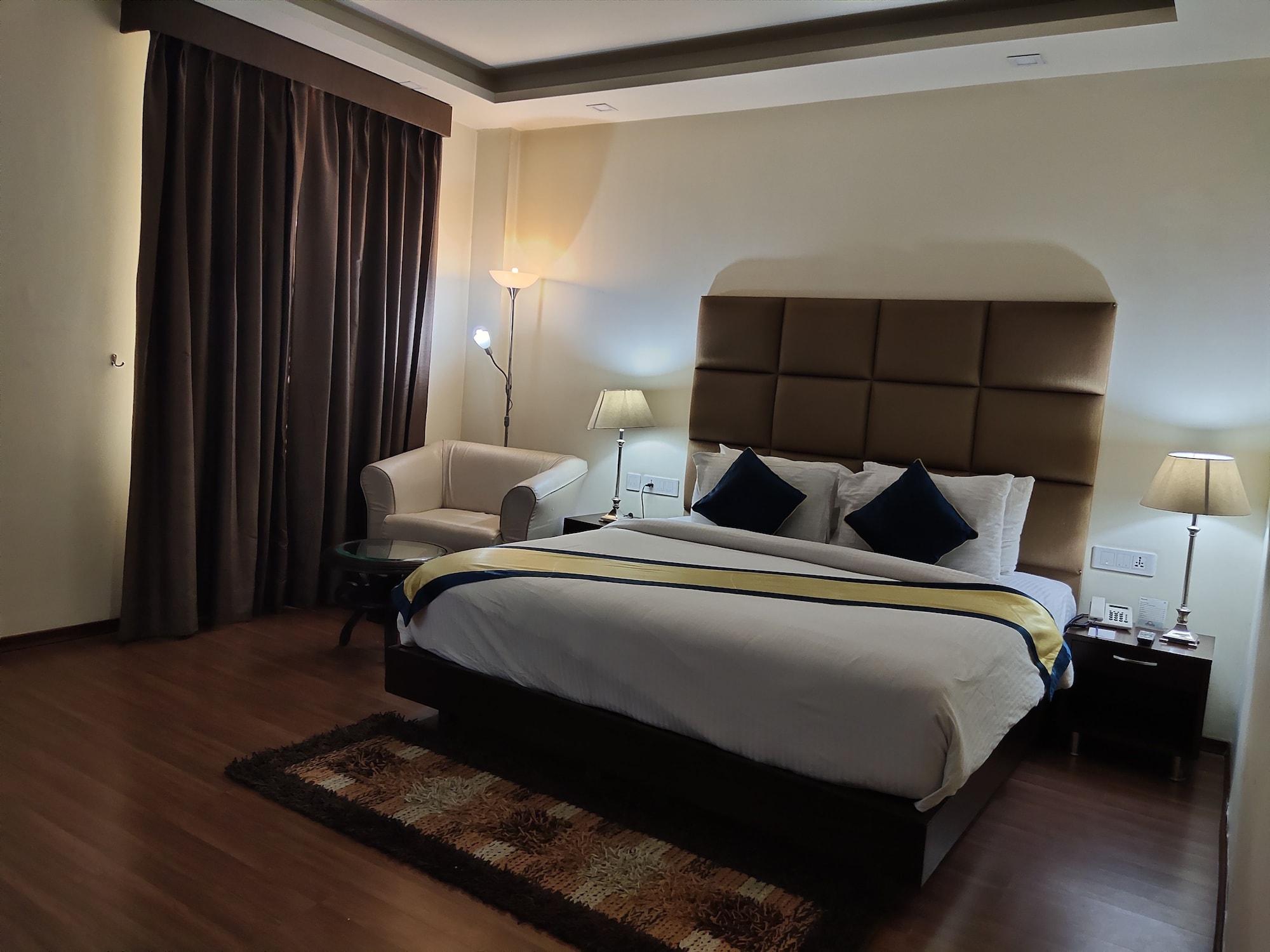 Days Hotel By Wyndham, Jalandhar Eksteriør billede