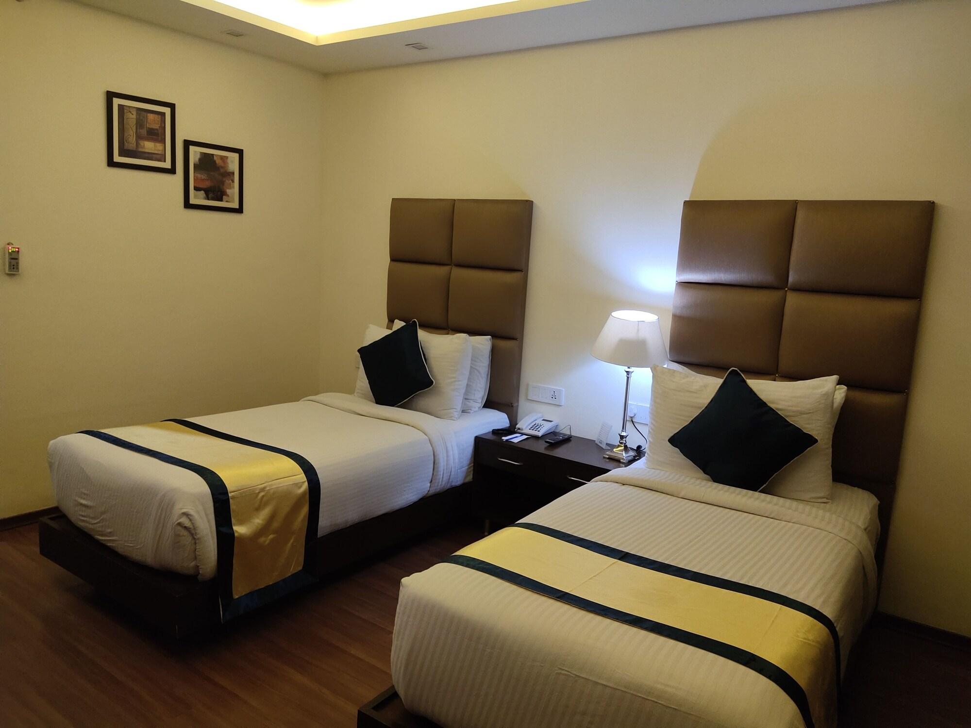 Days Hotel By Wyndham, Jalandhar Eksteriør billede
